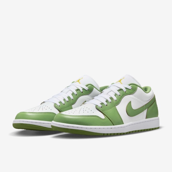 Jordan Mens 1 Low SE White/Chlorophyll-Lightening (HF4823 100) - 12.5 main image 1